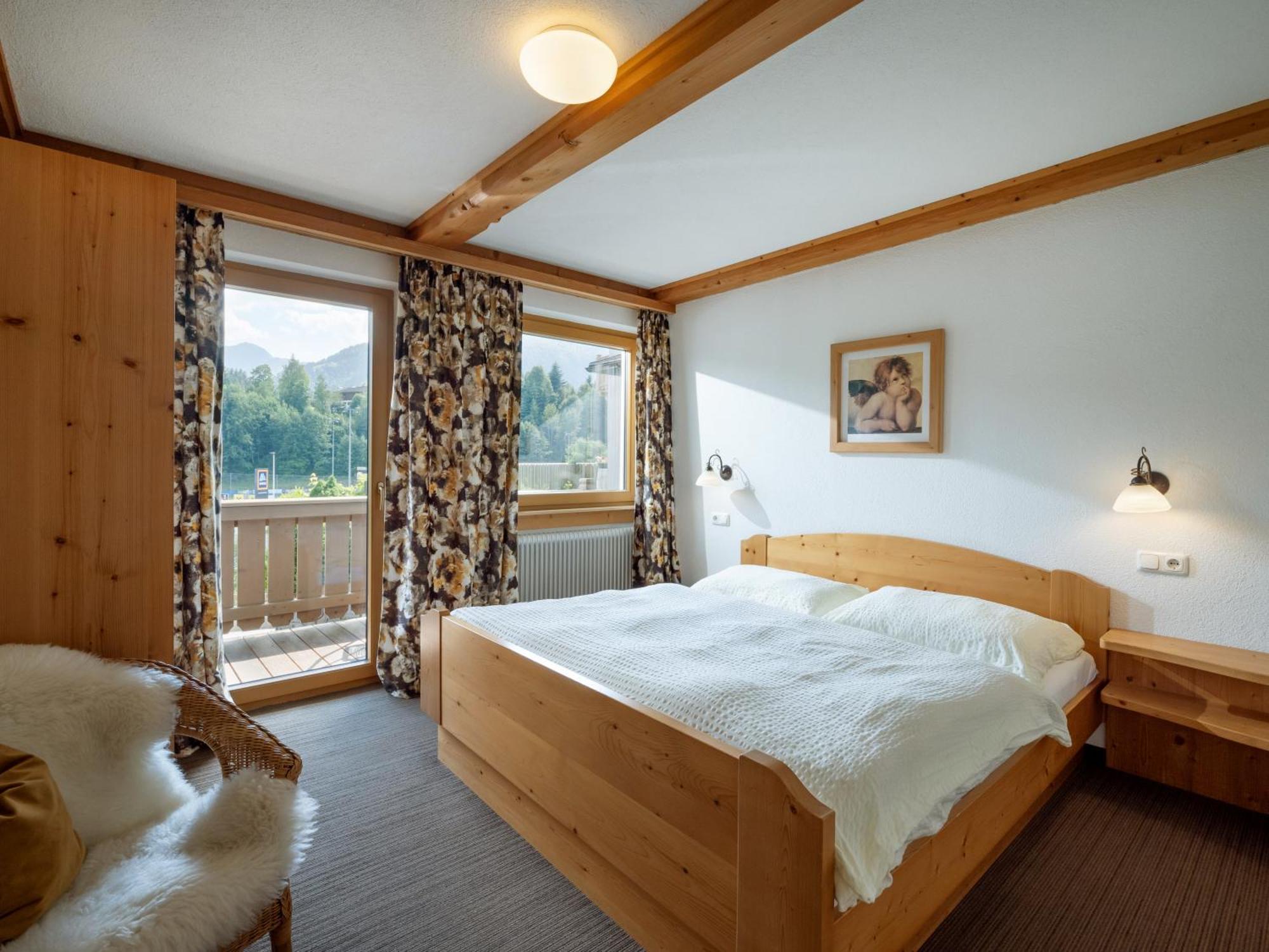 Gaestehaus Gollner ฟีบาบรุนน์ ภายนอก รูปภาพ