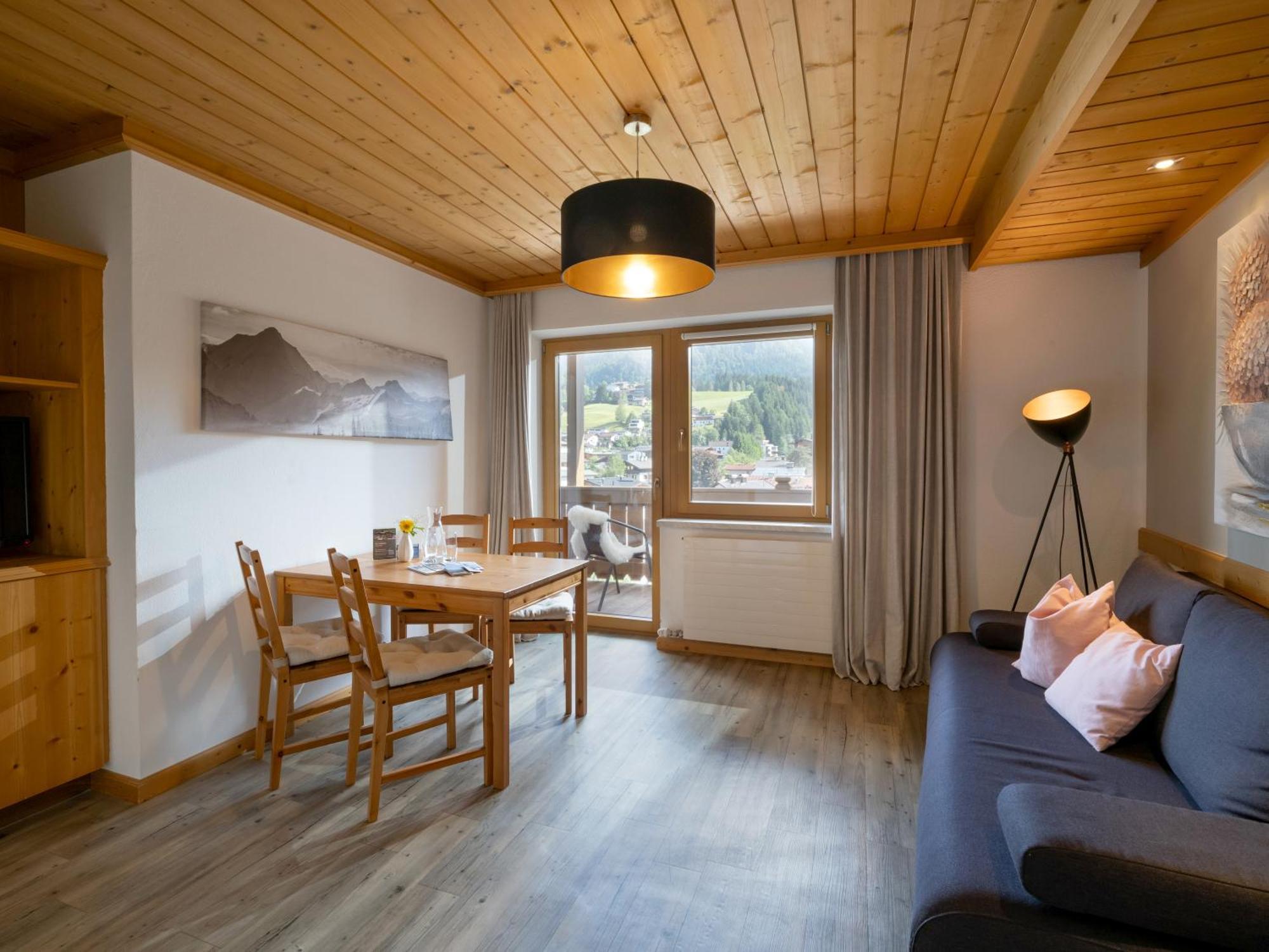 Gaestehaus Gollner ฟีบาบรุนน์ ภายนอก รูปภาพ