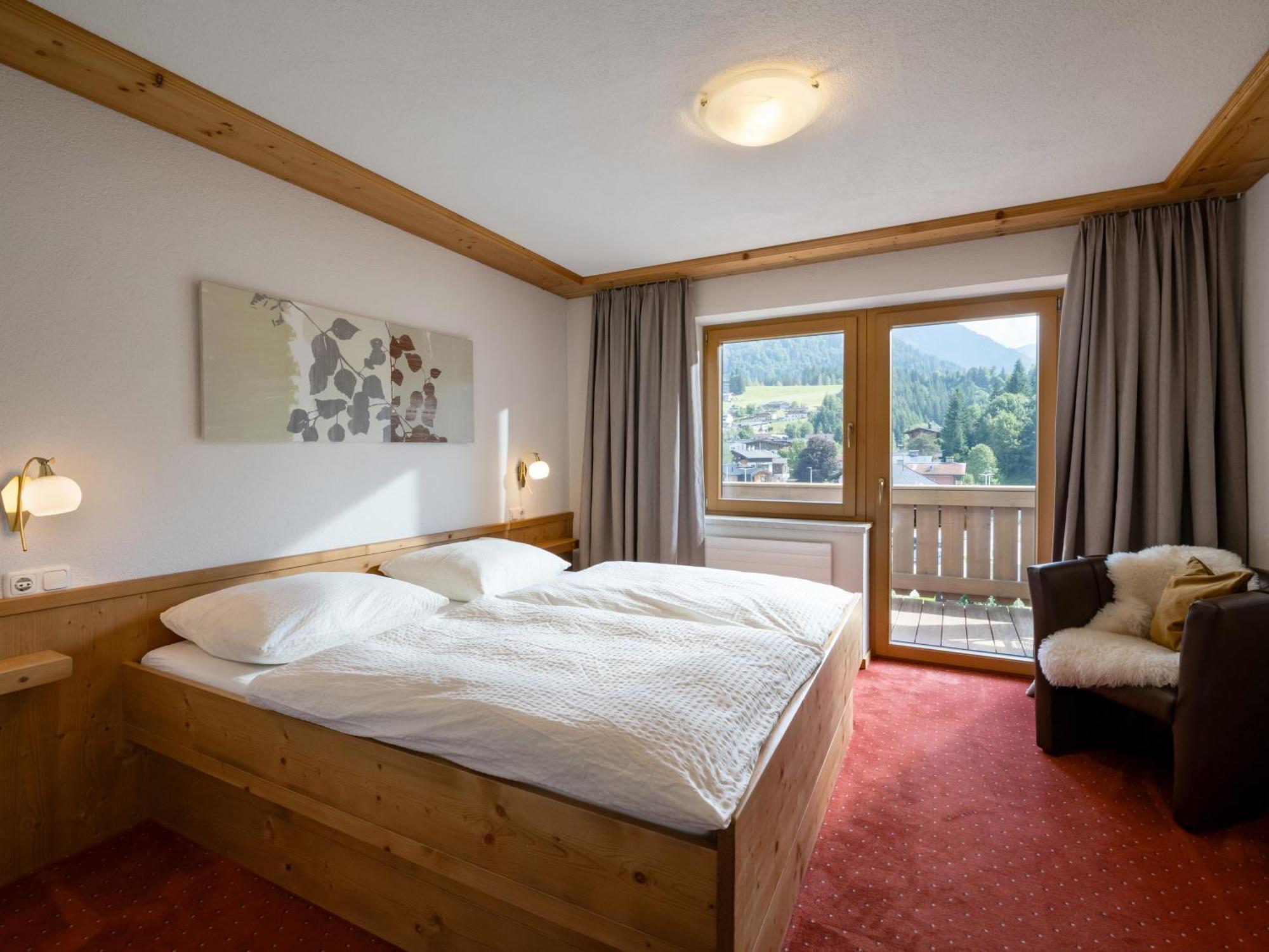Gaestehaus Gollner ฟีบาบรุนน์ ภายนอก รูปภาพ
